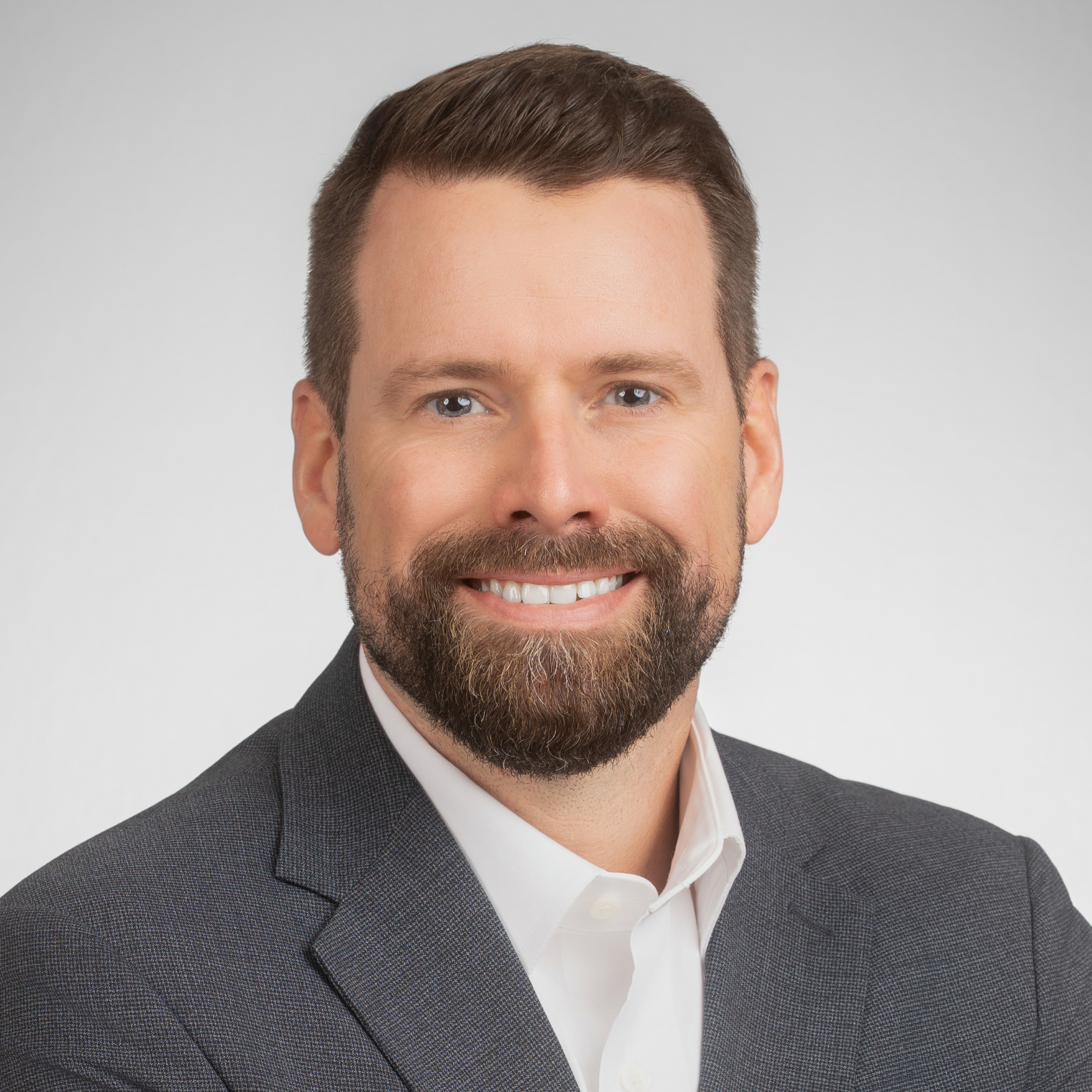 McNew_Eric_2025_SquareHeadshot