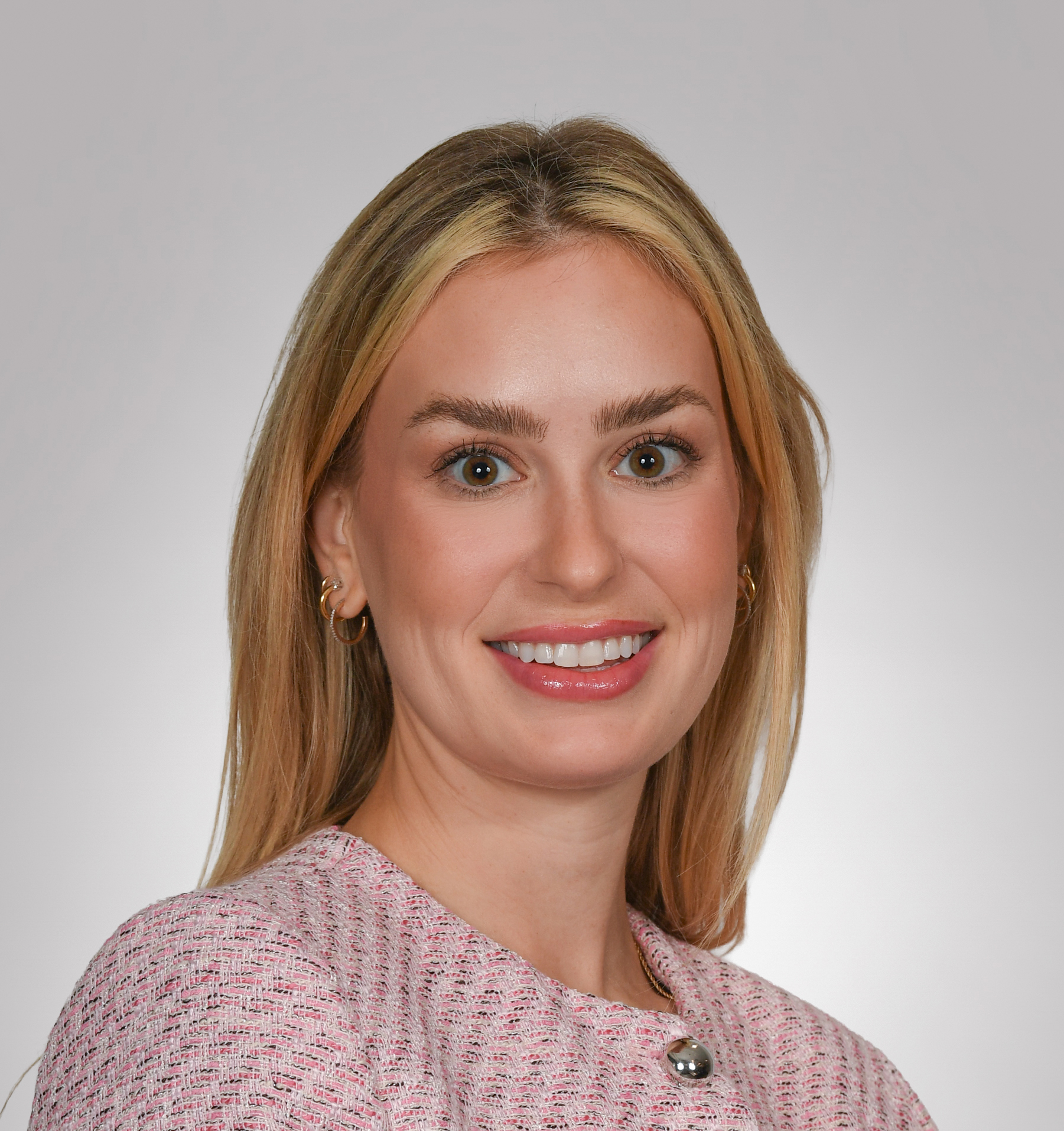 Soldatis_Erin_2025_Square Head.jpg